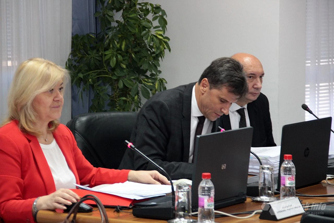 Skoro 90 amandmana na proračun FBiH