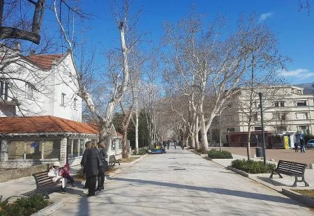 U Hercegovini sunčano, Bosni pretežno oblačno
