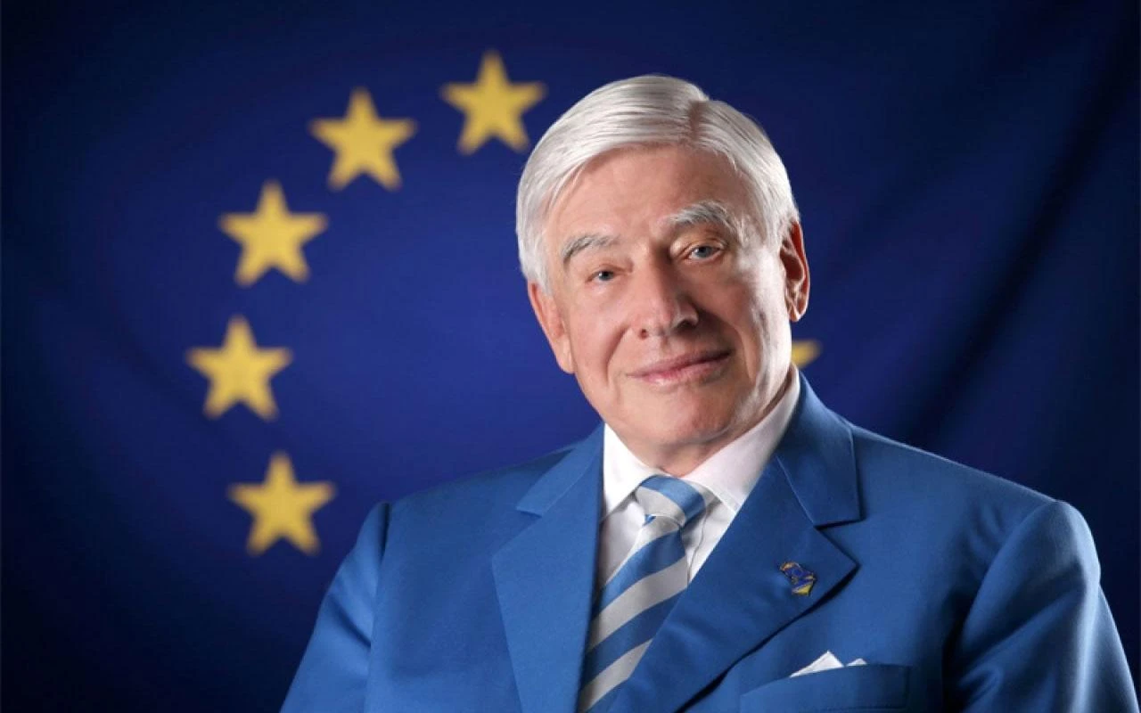  Schwarz-Schilling: Hrvati su u boljoj poziciji od Bošnjaka