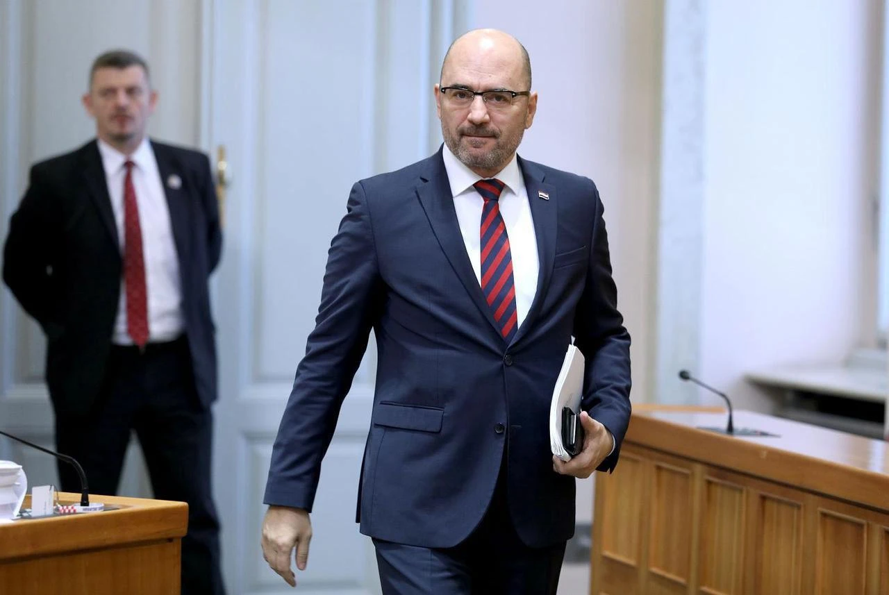 Brkić: Nadam se da će se Deklaracija donijeti što većim suglasjem