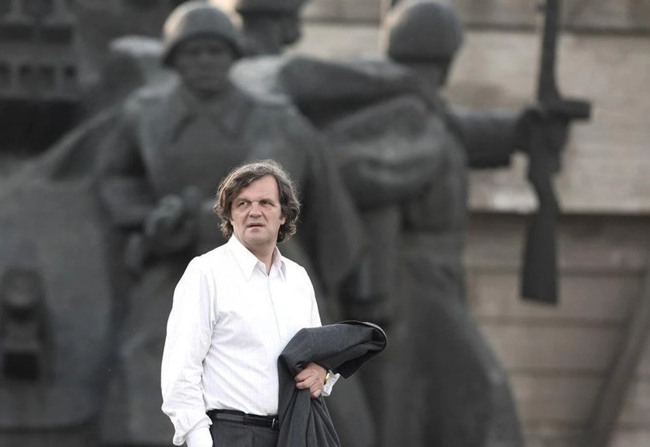 Kusturica: Komšić je na tanjuru dobio slobodu da danas slobodno viče ''Tito''