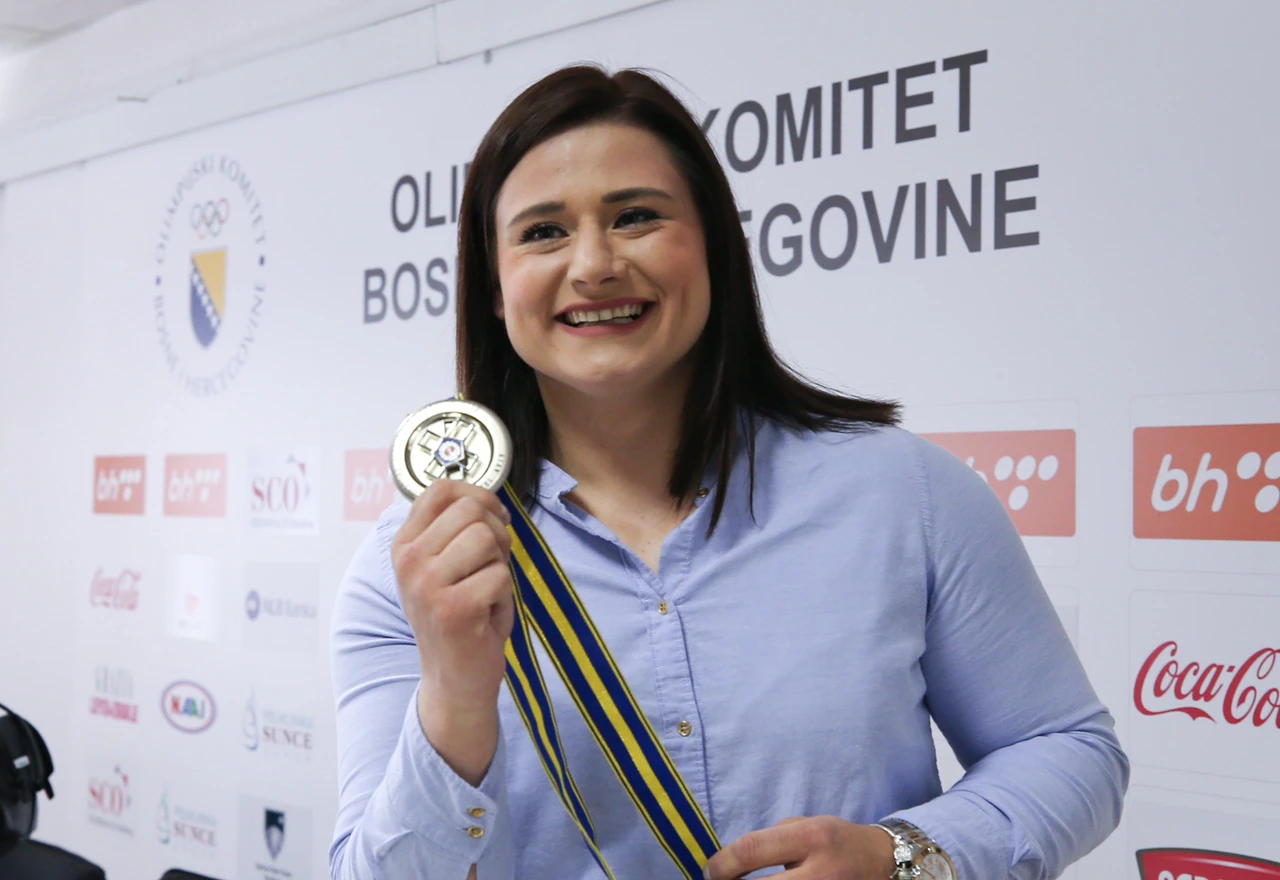 Cerić srebrna, Zadro na sedmom mjestu
