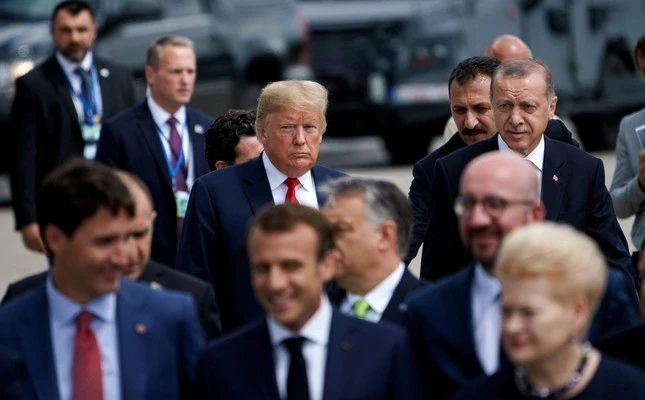 Trump i Erdogan u Parizu razgovarali o ubojstvu Khashoggija