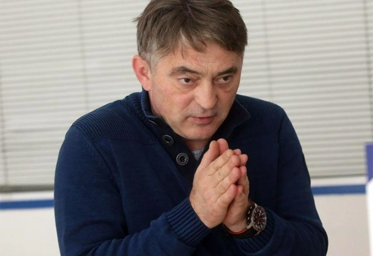 Hrvatski izaslanici otkazuju poslušnost Komšiću 
