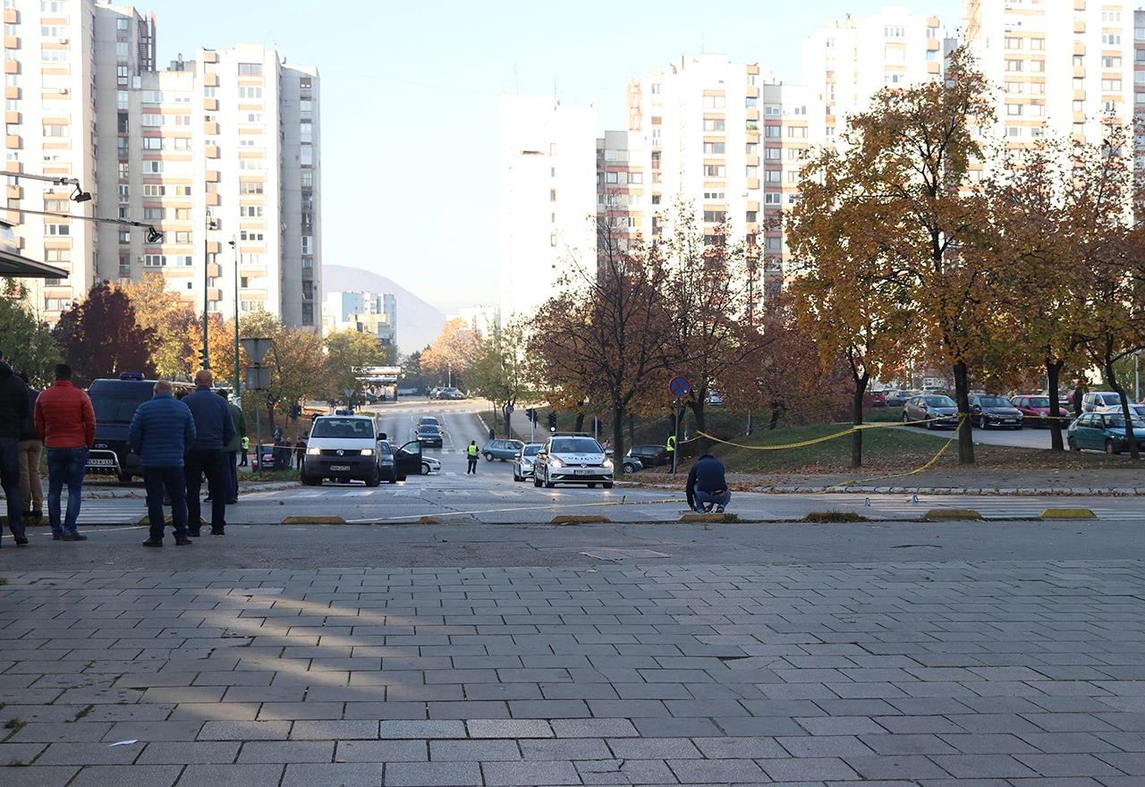 Nakon višesatne borbe za život, podlegao i drugi policajac