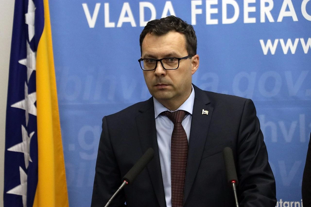 Ministar obrazložio zaključke o Aluminiju
