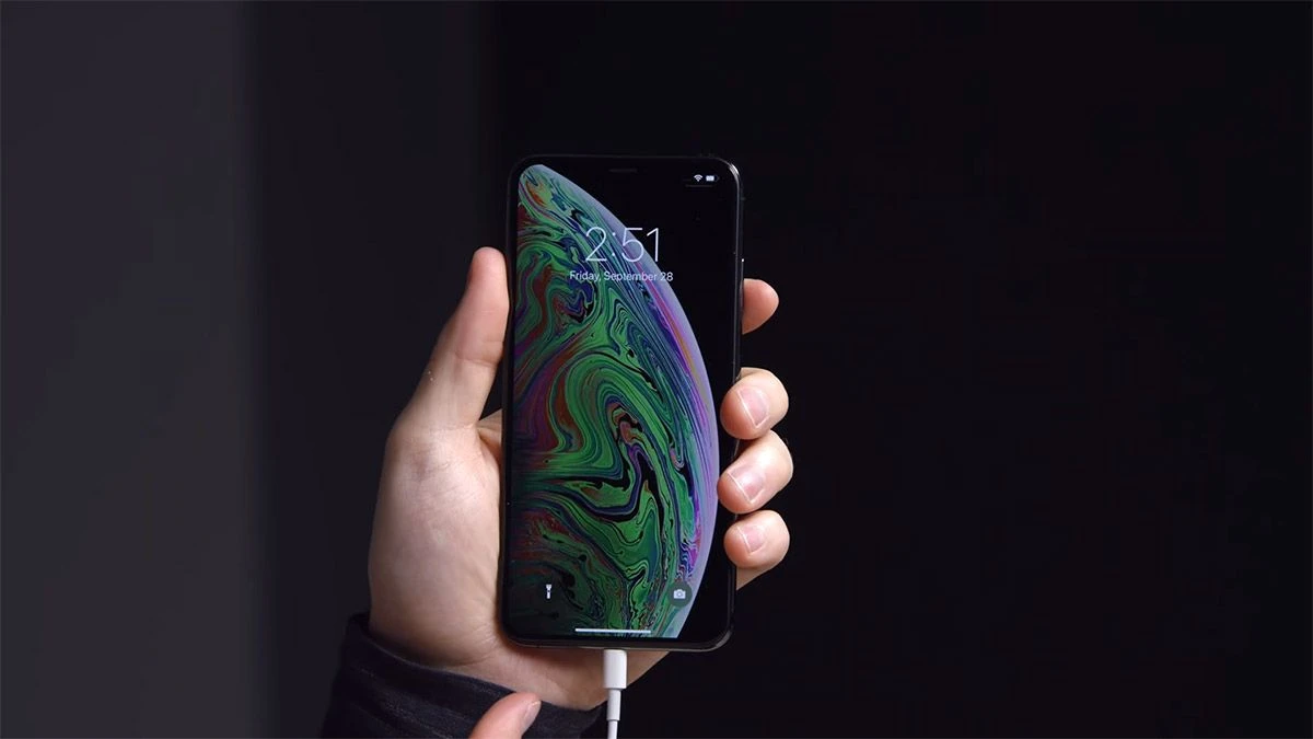 Apple izdao zakrpu za probleme s punjenjem iPhonea XS