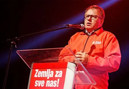 Nikšić ne priznaje poraz: Trenutno je 6.000 razlika u glasovima između Bećirovića i Džaferovića