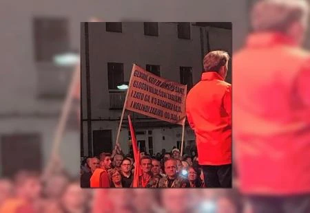 Poruke s Komšićevog skupa: Kolac za Čovu i 'do jaja' za Kolindu