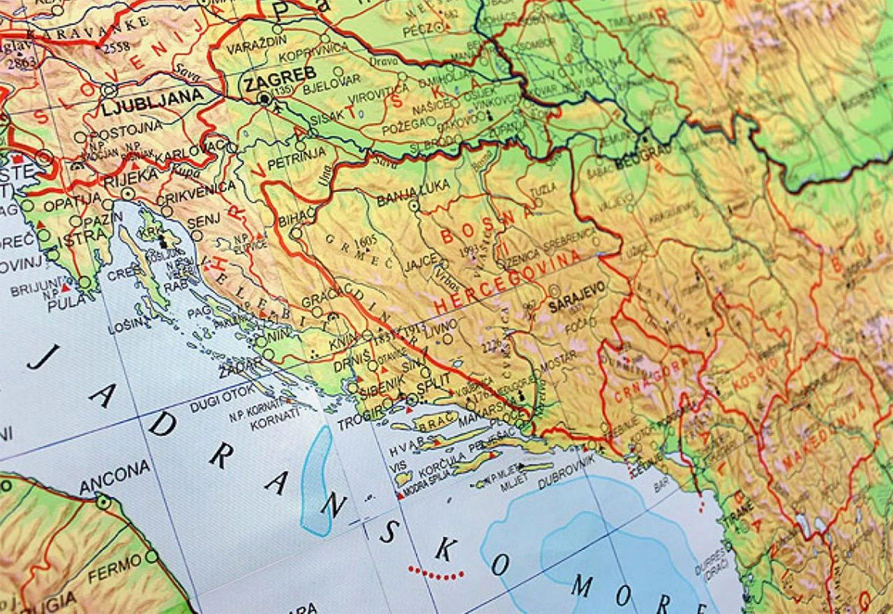 Balkan (p)ostaje bure: Ako neće EU, netko će treći…