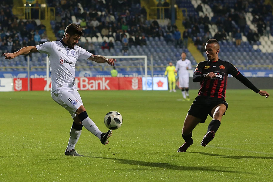 Bez golova na Grbavici