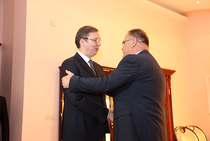 Vučić: Volio bi da je Ivanić prodike držao nekima drugima
