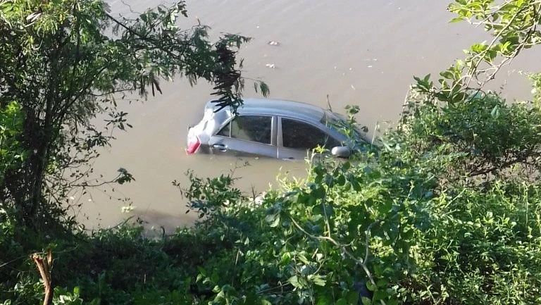Konjic: Dvije osobe teško ozlijeđene pri slijetanju Golfa 