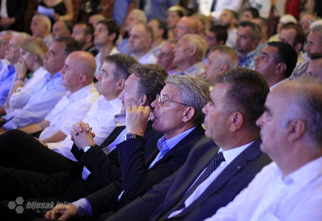 Izetbegović naredio kandidatima da budu agresivni
