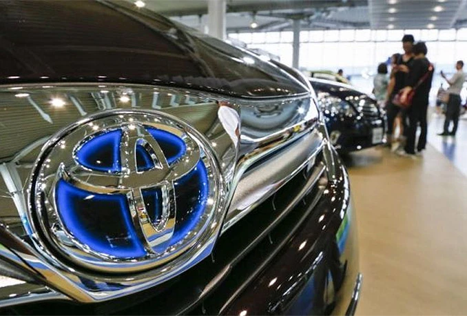 Toyota ulaže pola milijarde dolara u Uber