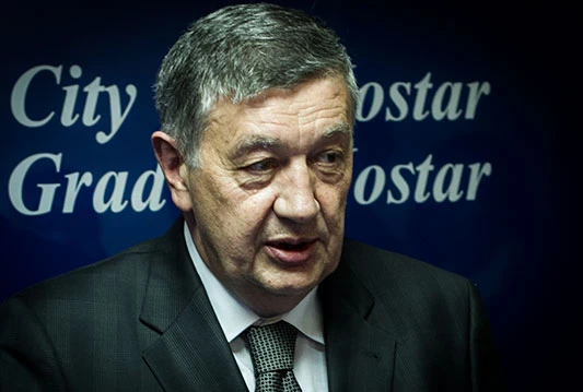 Radmanović: Ivanić gura BiH u NATO