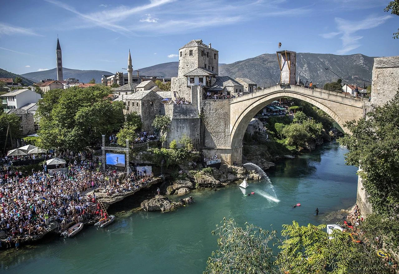 Cliff diving 8. rujna u Mostar, znate li što znači taj sport?