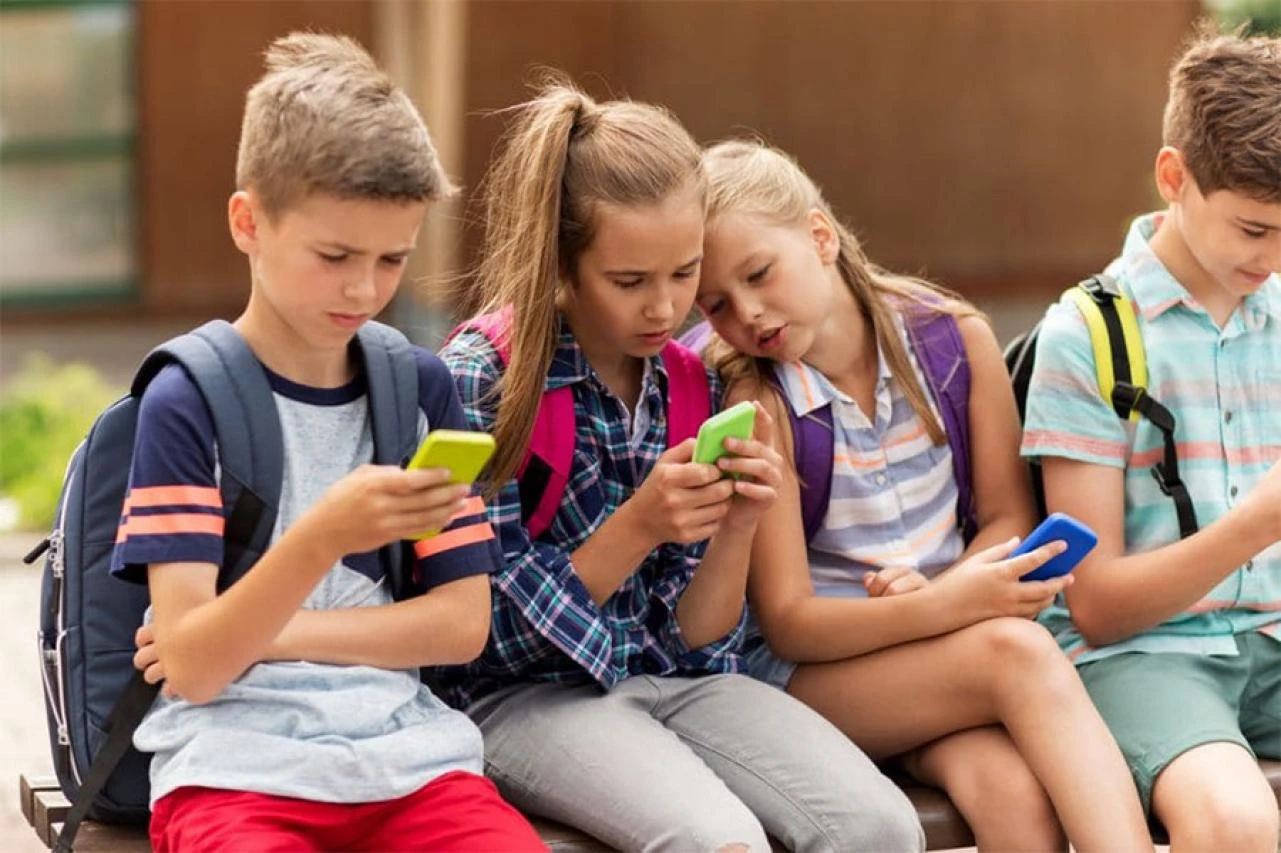 Britanci svakih 12 minuta provjeravaju mobitel: 'Život ljudi se preobrazio'
