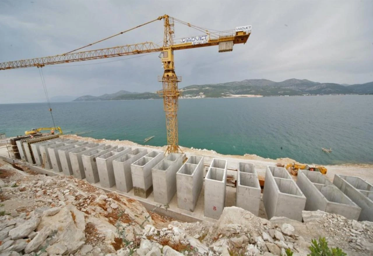 Pelješki most u predizbornim paljbama   