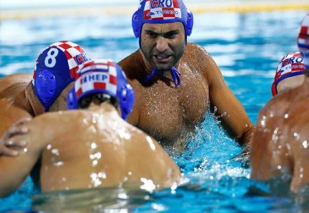 Hrvatska je u polufinalu Europskog prvenstva u vaterpolu!