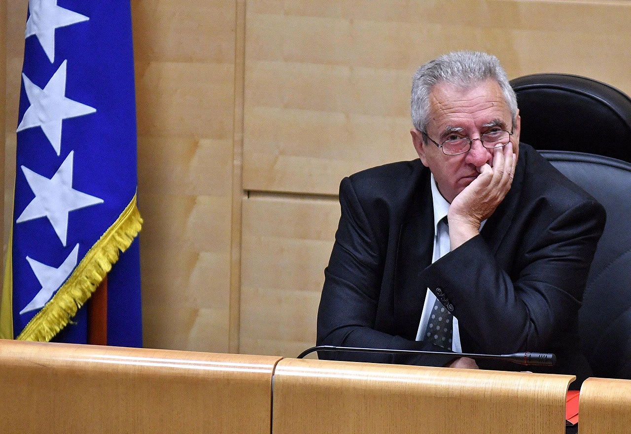 Puzigaća: Zakon o izbornim jedinicama je štetan po vitalni interes Hrvata