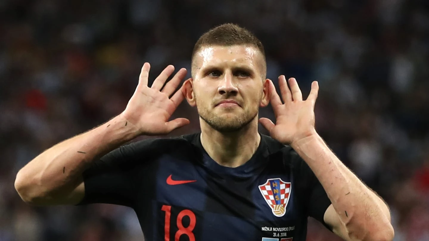 Manchester United i Arsenal u utrci za Rebića, alarm kod Nike Kovača!