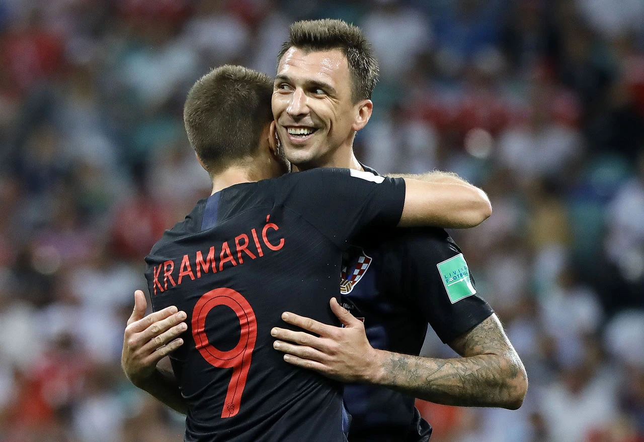 Srna podržao 'Vatrene, Mandžukić poručio: Inati se, Hrvatska