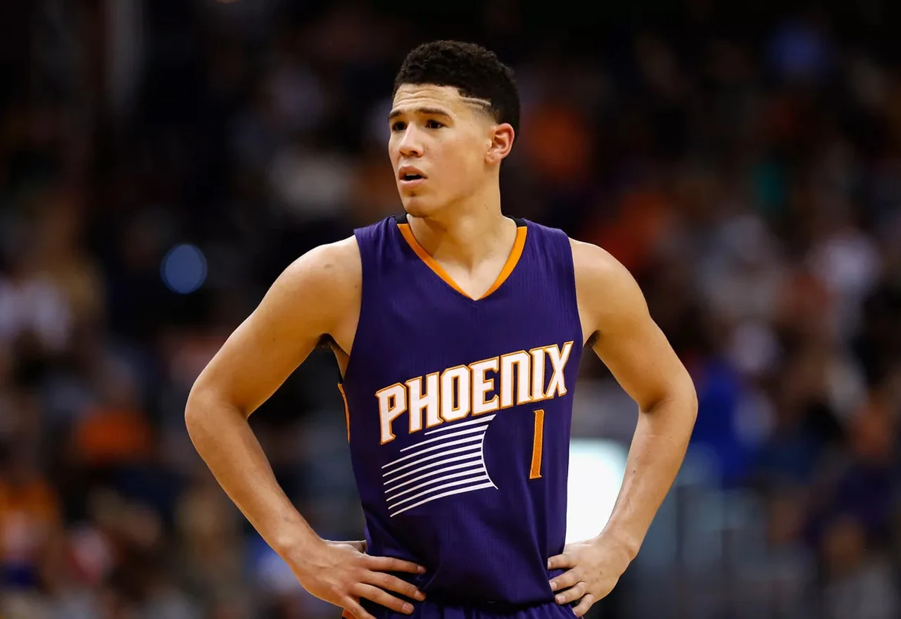 Booker produžio sa Sunsima za 158 milijuna dolara   