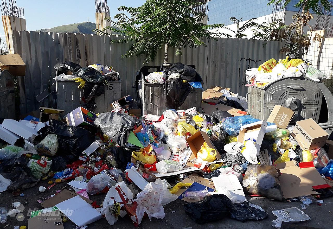 Mostar: Dugovi zaustavili odvoz smeća
