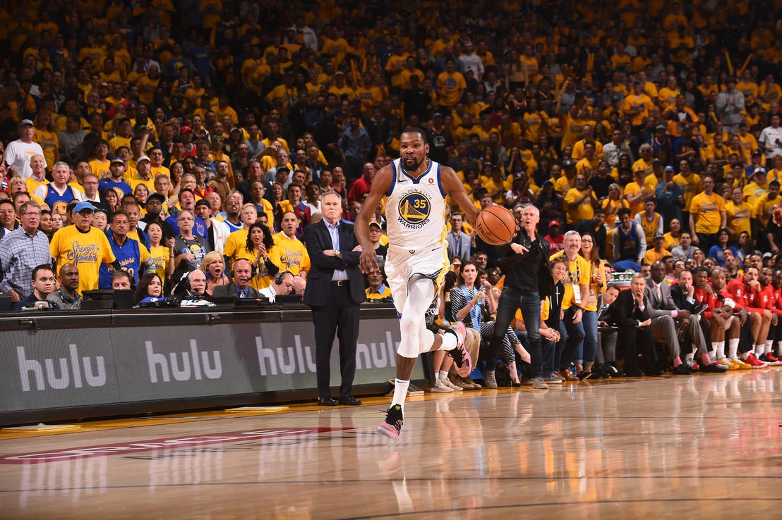 Kevin Durant u Warriorsima još godinu dana