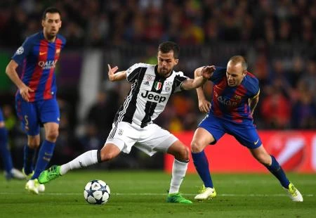 Chelsea i Barcelona zainteresirani za Pjanića