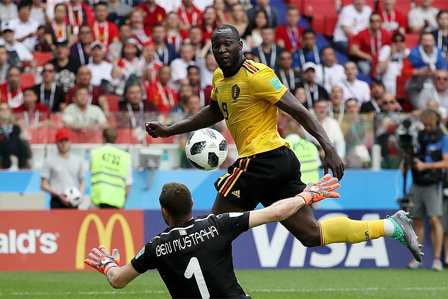 Lukaku uz bok Maradoni