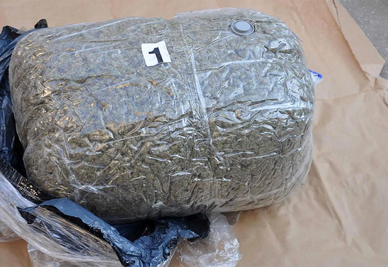 Vozačica iz BiH pokušala u Hrvatsku unijeti više od 10 kilograma marihuane