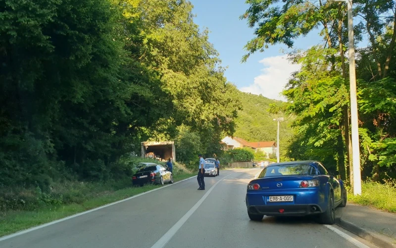 Grude: Frontalni sudar Mazde i BMW-a
