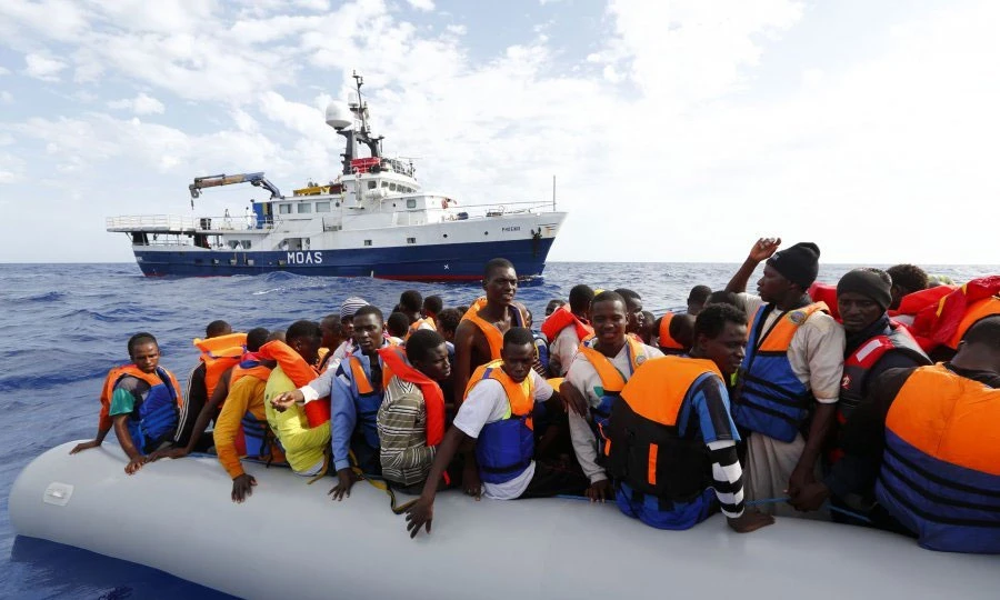 Italija zatvorila luke za brod s migrantima