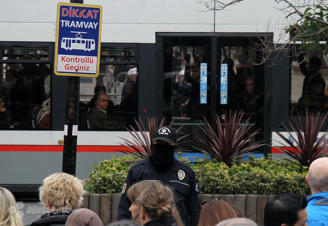 Turska oslobodila 14 studenata optuženih za širenje terorističke propagande 