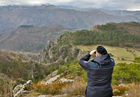 Dok Hrvatska jača granice, u BiH jedan službenik na 33 km