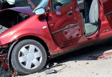 Jedna osoba teže ozlijeđena u prometnoj nesreći kod Ljubuškog