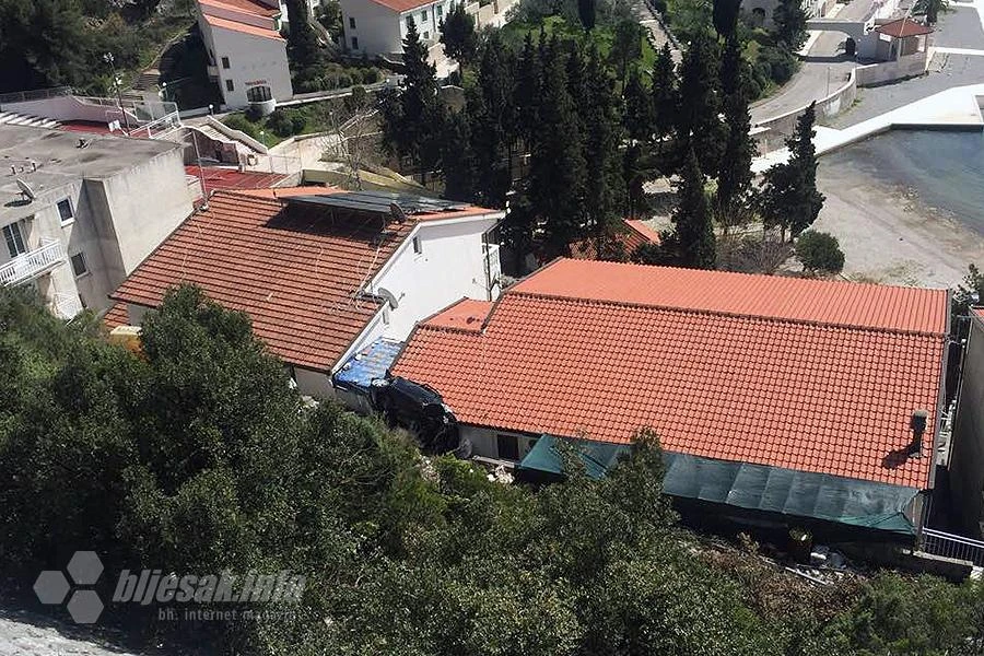 Neum: Životno ugrožen nakon slijetanja s magistrale na kuću