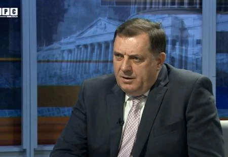 Dodik o vježbi na Manjači: Koristit će streljivo s osiromašenim uranijem 