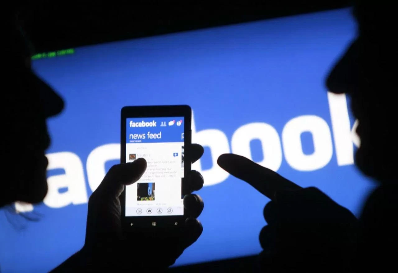 Facebook prikuplja podatke o pozivima i porukama s Android mobitela