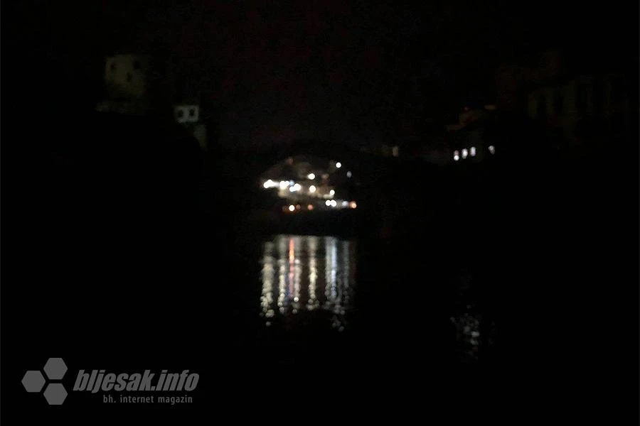 Mostar: Stari most u mraku za budućnost planeta Zemlje