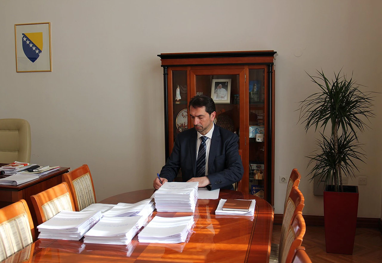 SDA se nije pojavila na razgovorima o normalizaciji Federacije