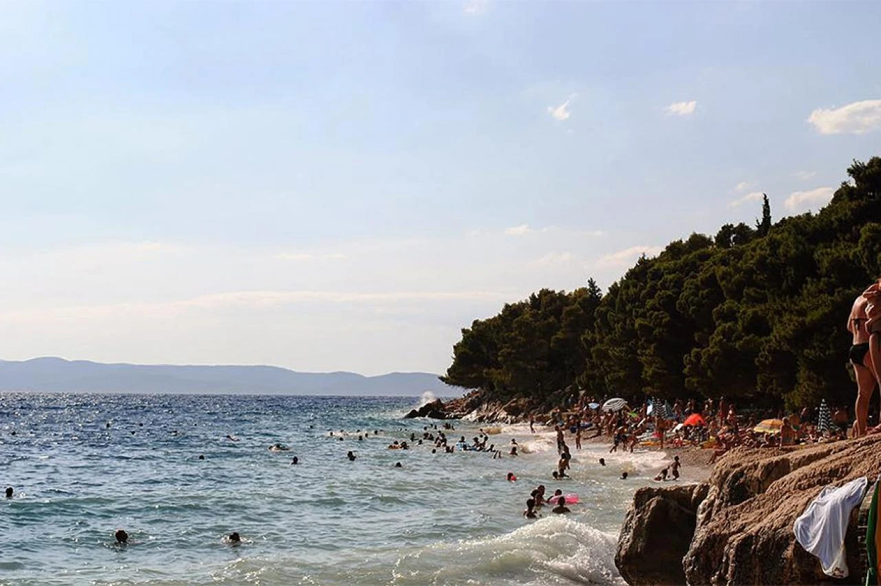 Makarska: Prvi turisti otvorili ovogodišnju sezonu