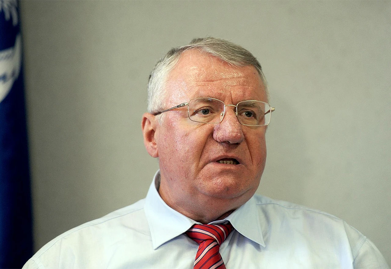 Šešelj: Amerikanci i Britanci spremaju veliki udar
