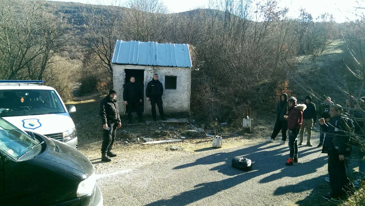 Za nepunih dva mjeseca u BiH pokušalo ući 450 imigranata
