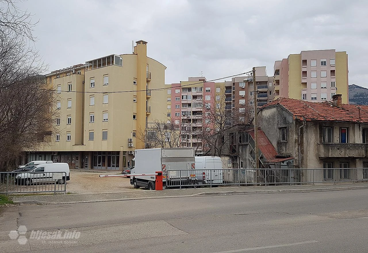 Stanari traže prilaz: Okruženi smo zidovima, prometnicama i rampom