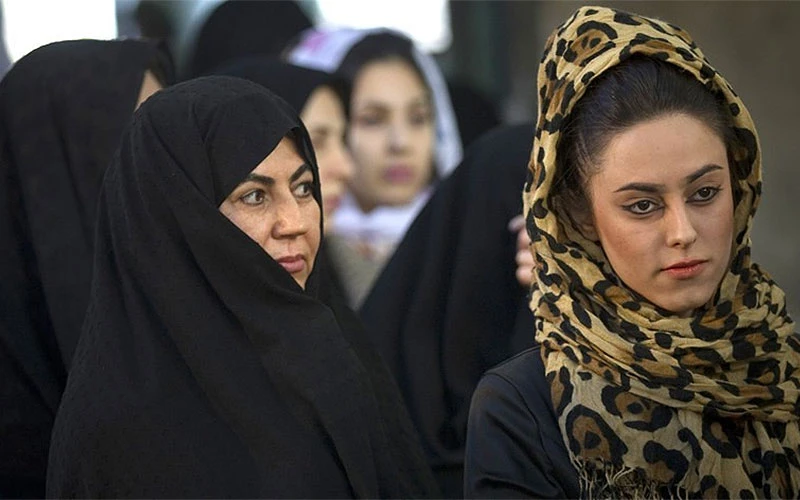 Iran zbunjen: Prisilila muža da oženi prijateljicu, a sada muž neće razvod
