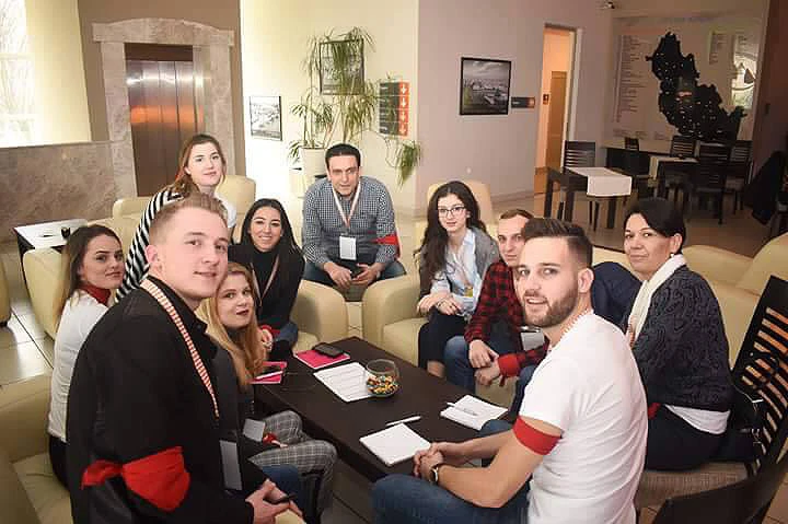 Studenti dva ekonomska fakulteta u Mostaru ''pale svjetlo za mlade u BiH''