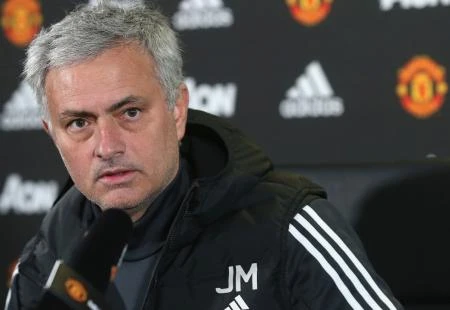 Mourinho: Ibrahimović se oporavio i počeo trenirati